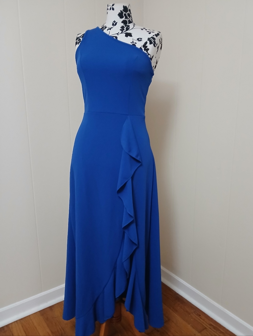 One-Shoulder Royal Blue Ruffle Maxi Dress - Picture 3 of 10
